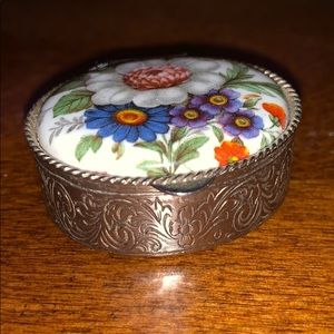 Vintage floral pill box